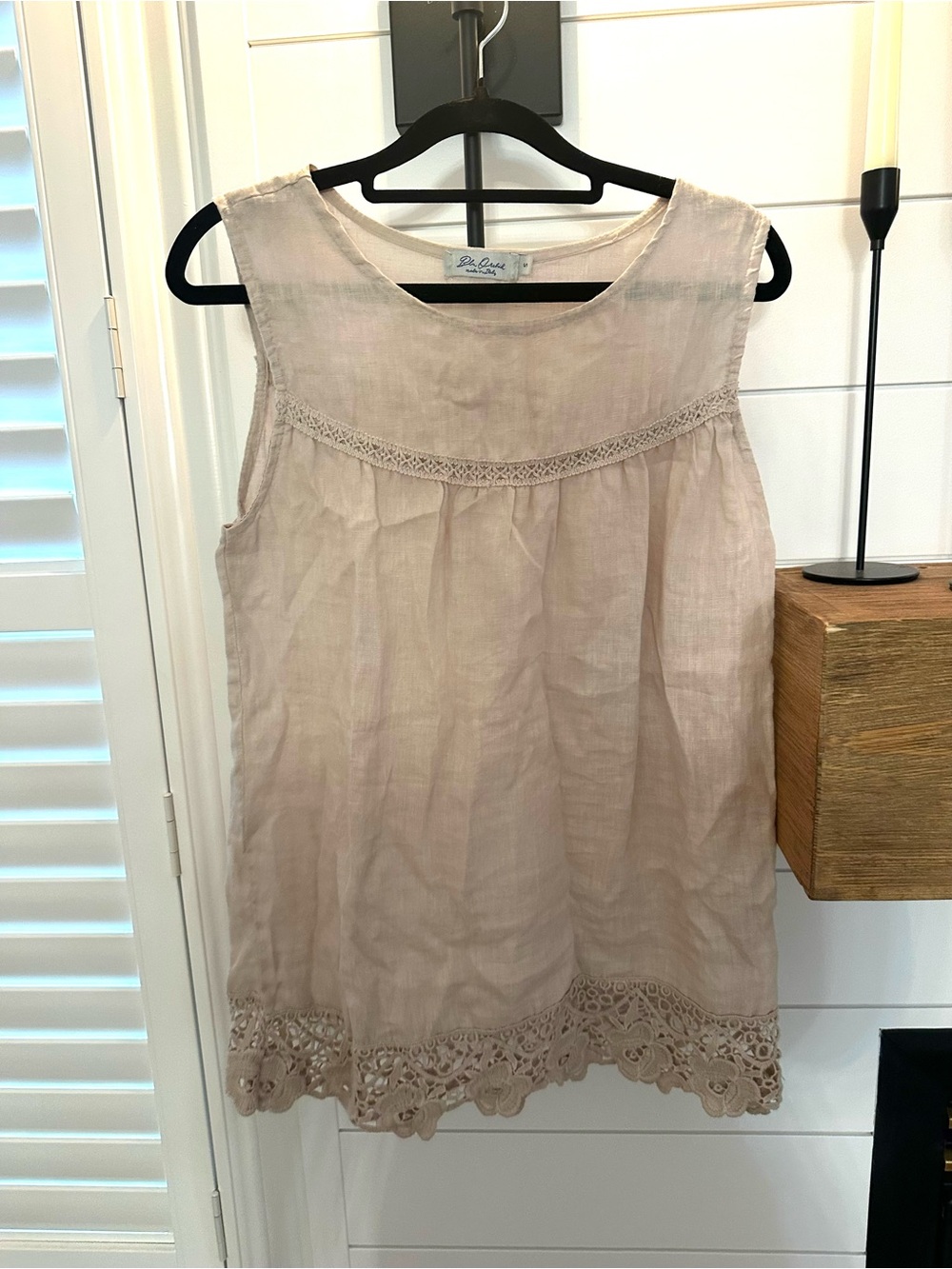 Sleeveless 100% LINEN Lace Hem Tank Top in Light Beige